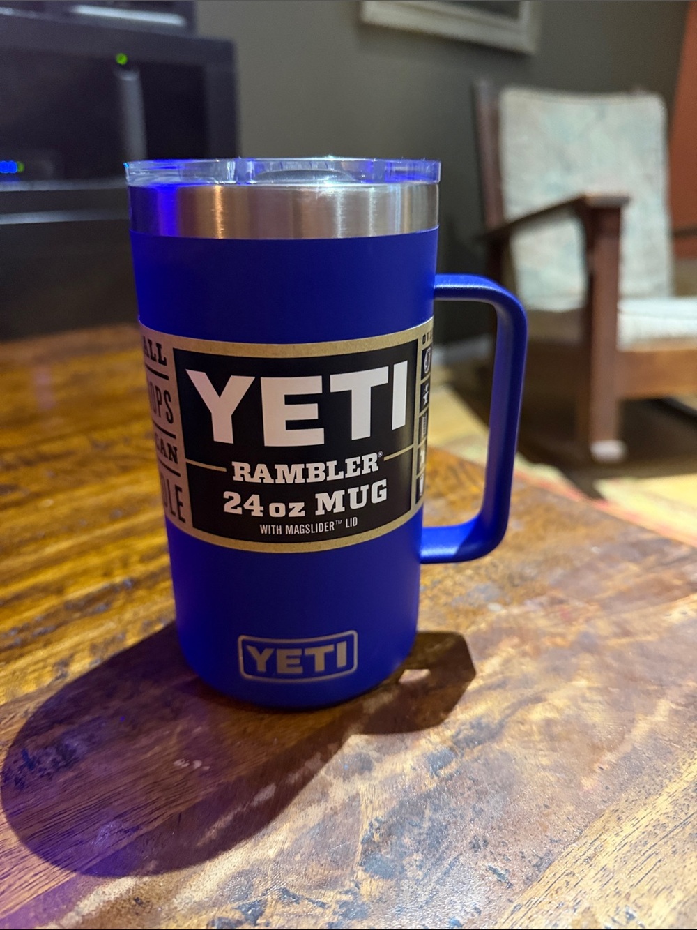 Yeti Rambler 24 ounce Mug. Bright Blue